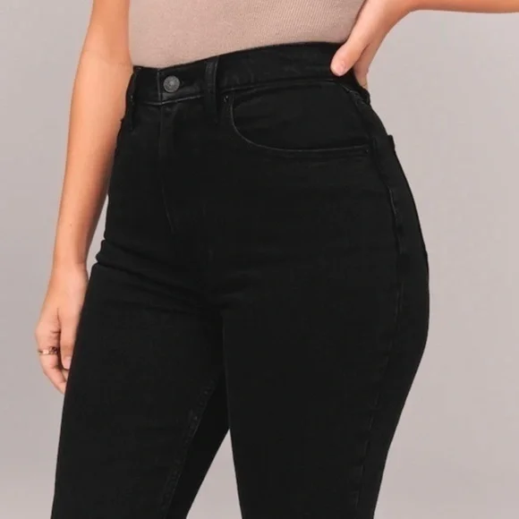 Curve Love Ultra High Rise Kick Flare Jeans​